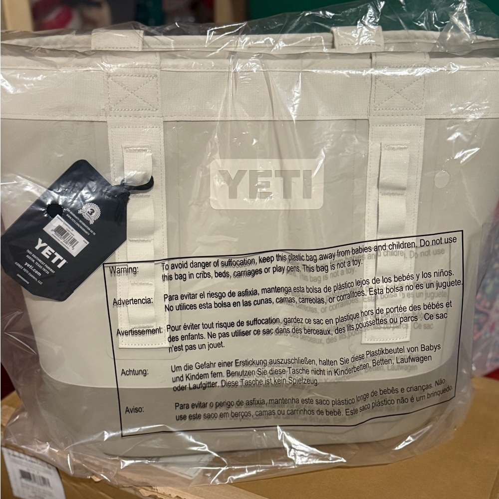 YETI Cape Taupe Carry All 35 *BRAND NEW IN BOX*